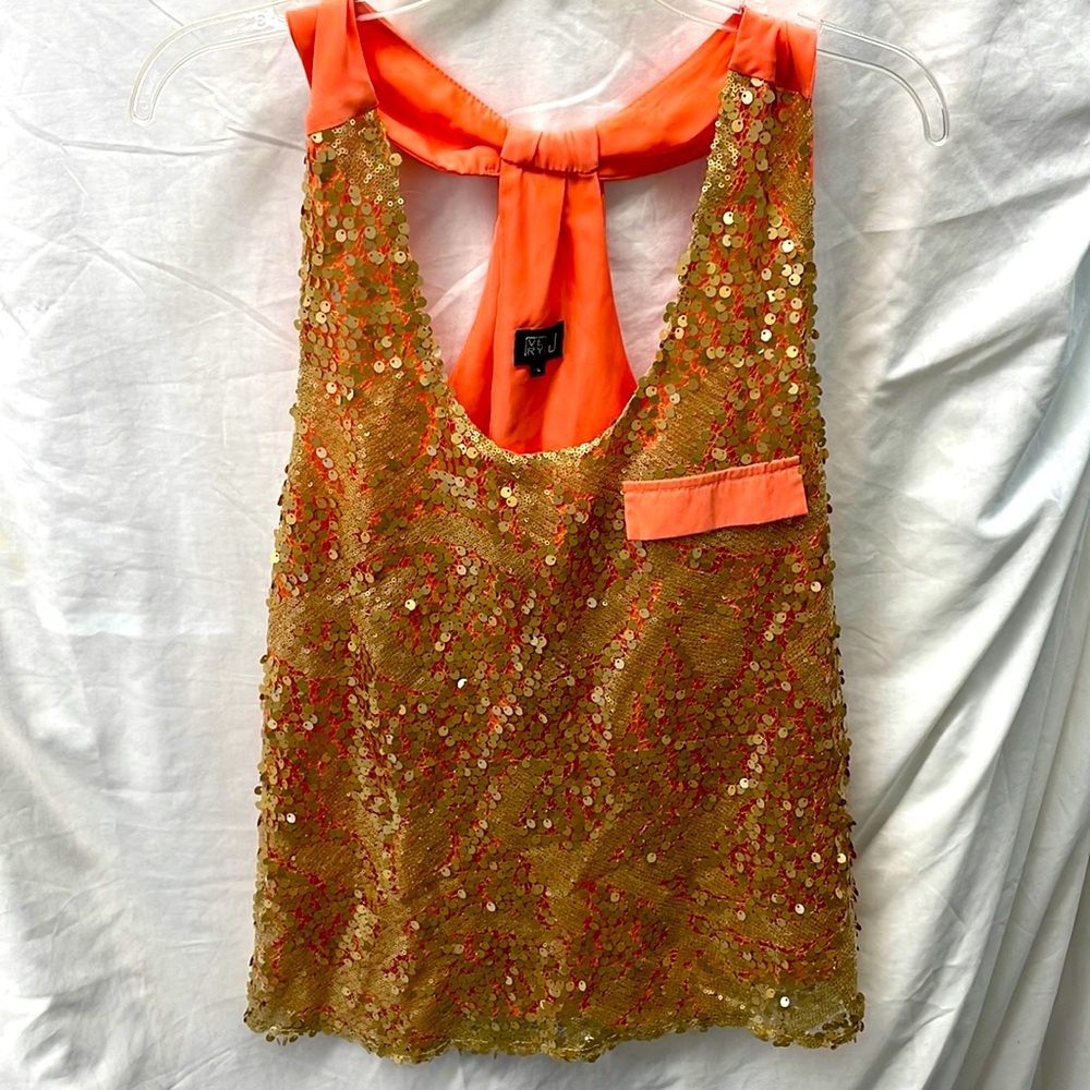 Very J sequined gold and orange sleeveless front lined top ladies sz L
